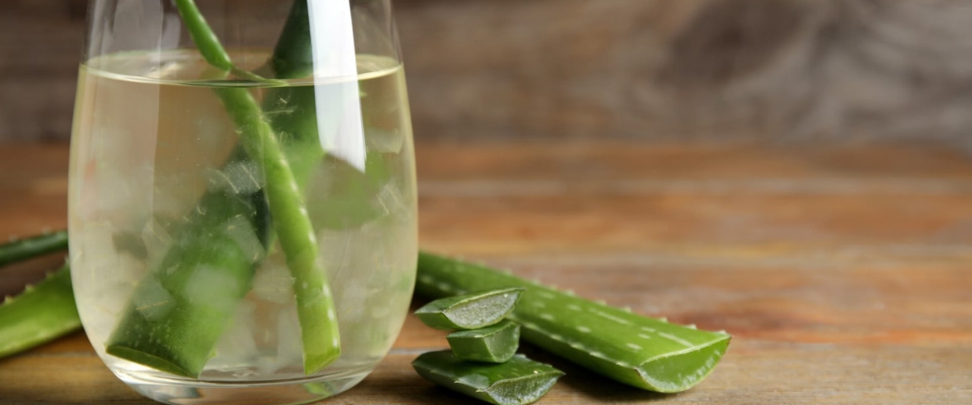 The Comprehensive Guide to the Benefits and Risks of Daily Aloe Vera Consumption: Expert Insights